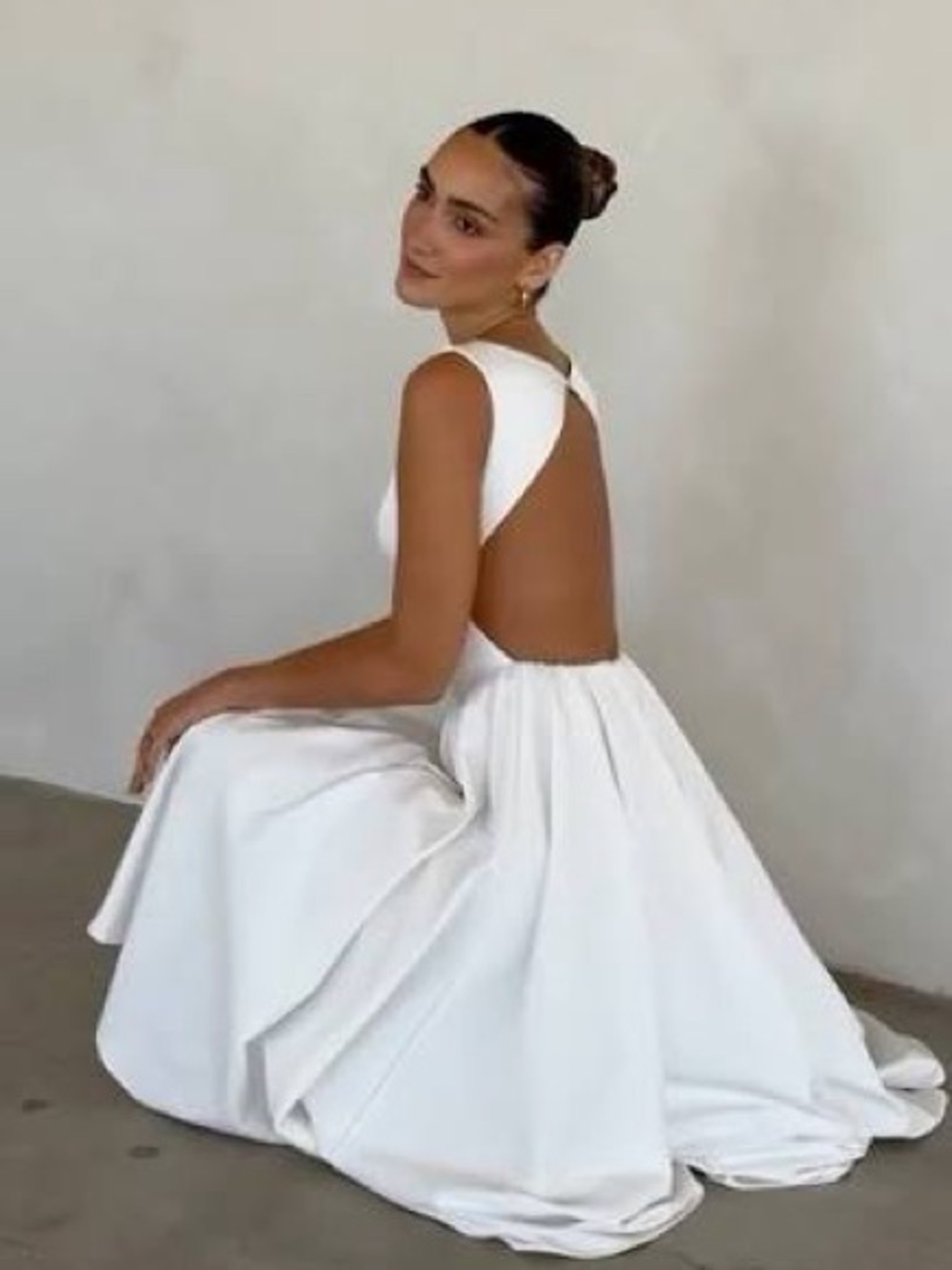 House of CB Cindy dress sleeveless white elegant 50s style open back boat neck